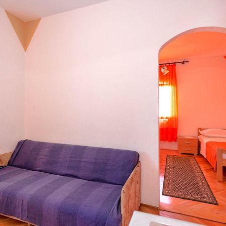 Apartments Ana Buratovic Stari Grad  Exterior photo